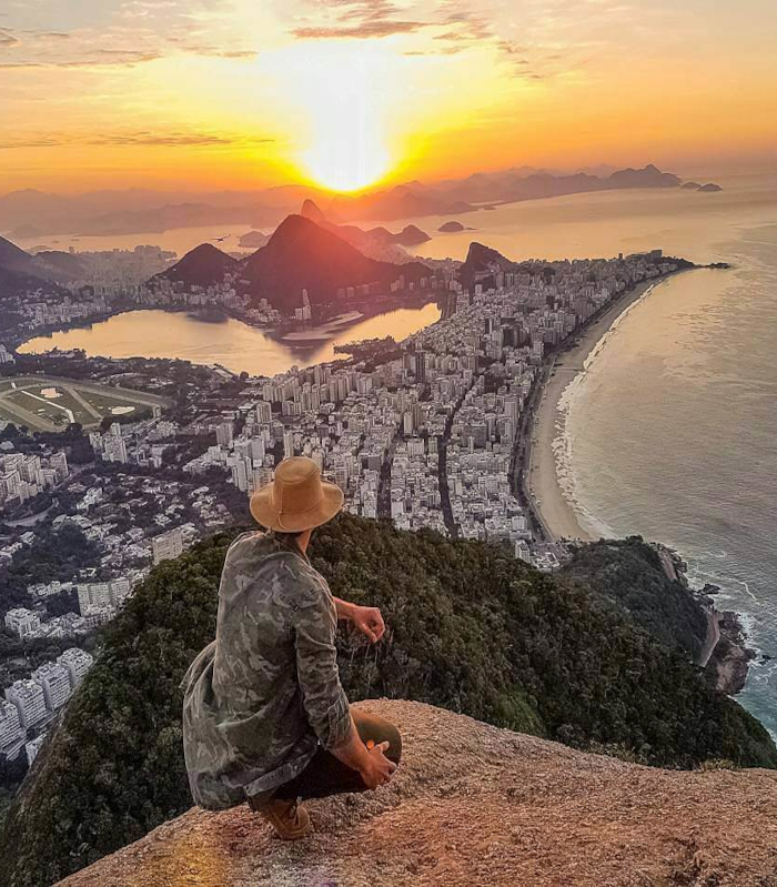 Travalers — Colorlib Website Template